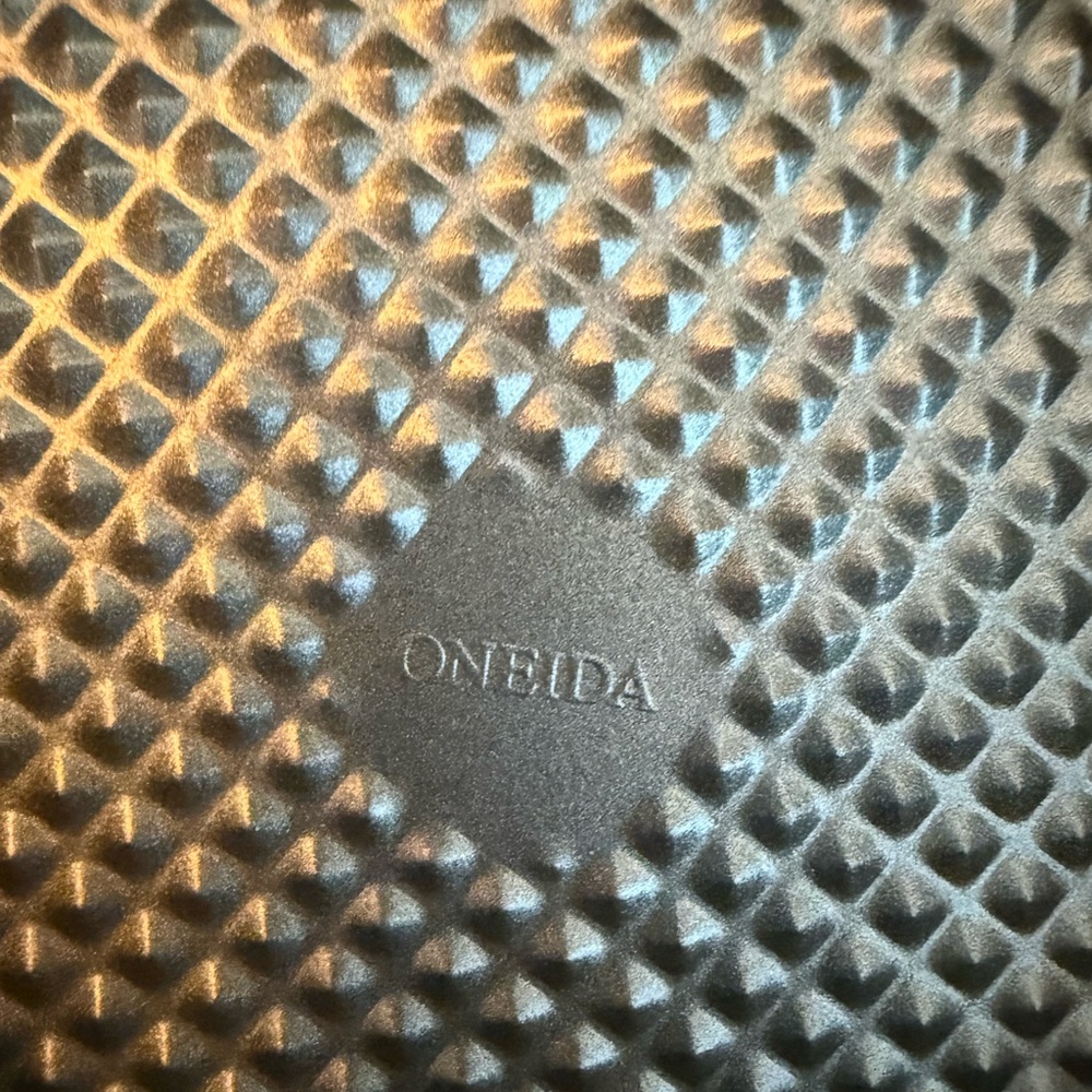 Oneida 3-Piece Non-Stick Springform Pan Set,never used - Picture 3 of 4